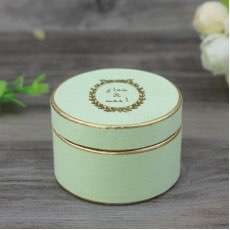 Round Candy Box Wedding Supplies Customized Beautiful Box 